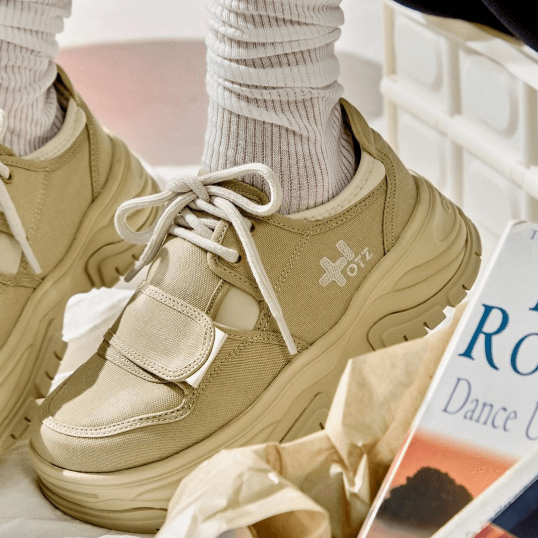 Recruiting popular characters to collaborate with Ochi Canvas Shoes!